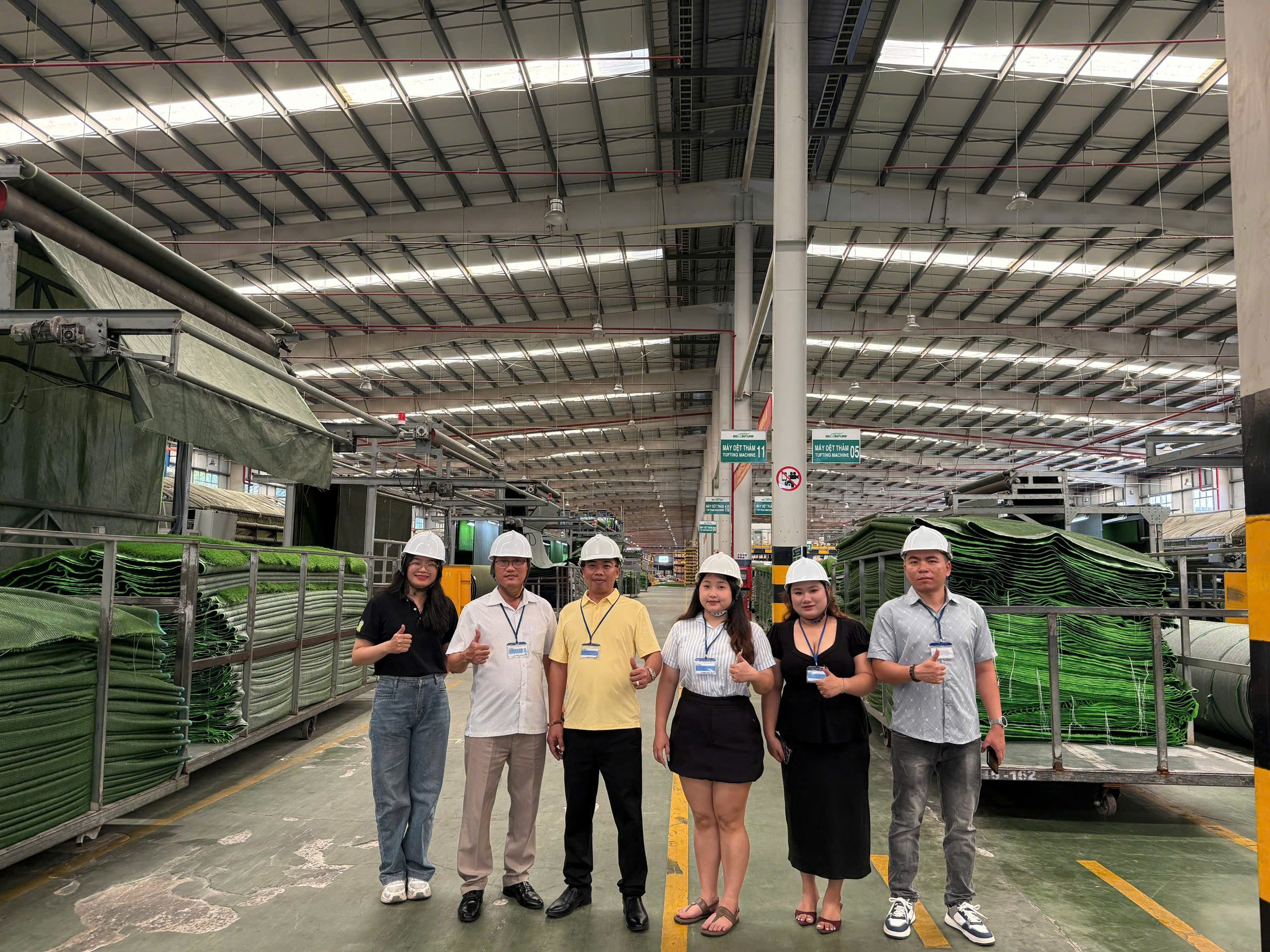 Chào mừng Đại Thịnh Phát Sài Gòn ghé thăm nhà máy Bellinturf — 3 năm đồng hành phát triển